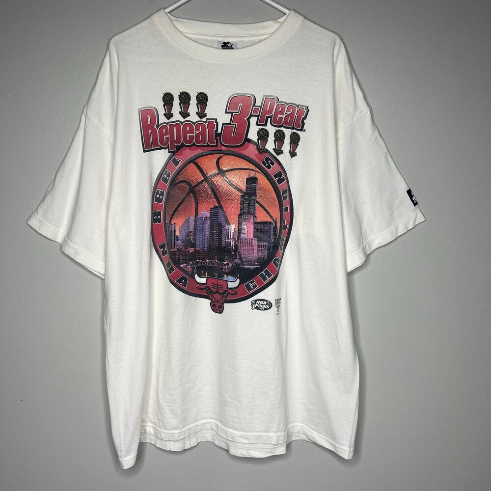 Vintage 1998 Chicago Bulls Repeat 3-Peat NBA Finals Champions T-Shirt‎ Men's XL